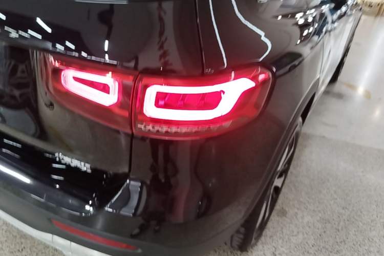 Used Mercedes-Benz GLB 2023 GLB 220 Fashion Model Right Rear Taillight