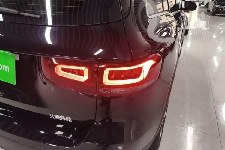 Used Mercedes-Benz GLB 2023 GLB 220 Fashion Model Right Rear Taillight
