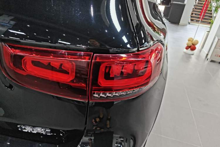 Used Mercedes-Benz GLB 2023 GLB 220 Fashion Model Right Rear Taillight