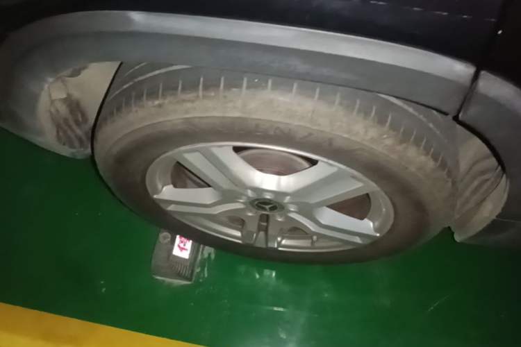 Used Mercedes-Benz GLB 2023 GLB 200 Dynamic Edition Right Rear Wheel Hub