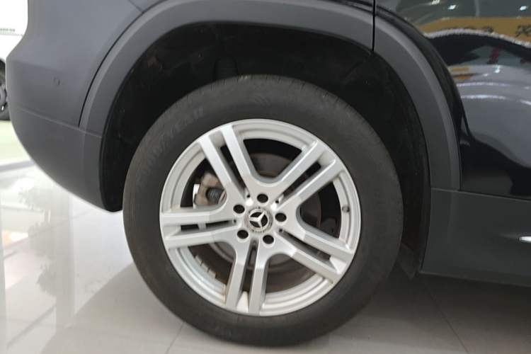 Used Mercedes-Benz GLB 2023 GLB 200 Fashion Model Right Rear Wheel Hub