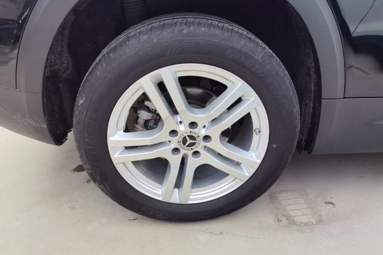 Used Mercedes-Benz GLB 2023 Refreshed GLB 200 Dynamic Edition Right Rear Wheel Hub