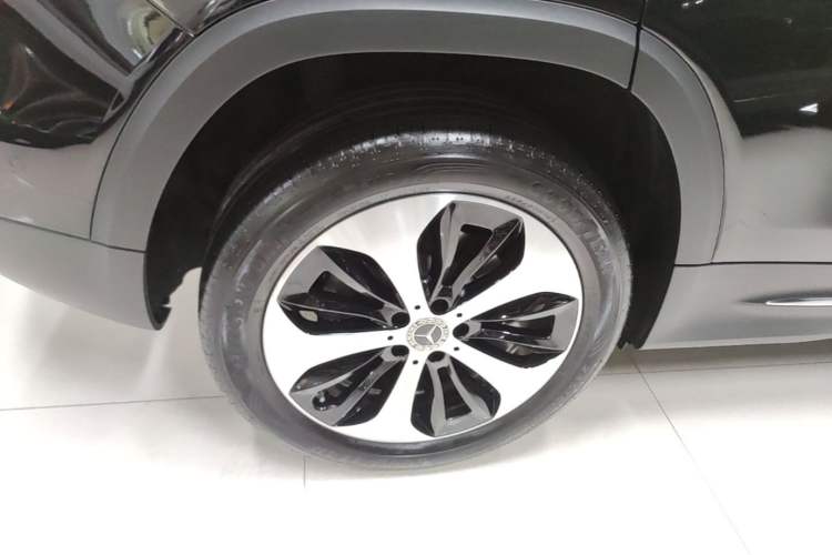 Used Mercedes-Benz GLB 2023 GLB 220 Fashion Model Right Rear Wheel Hub