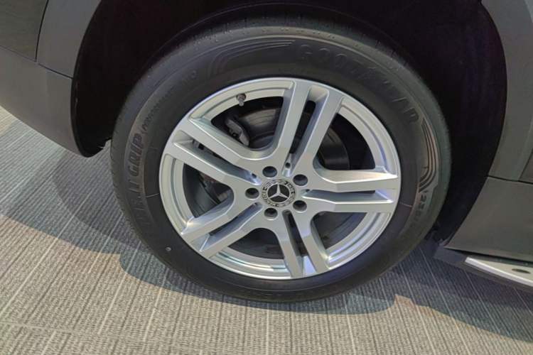 Used Mercedes-Benz GLB 2023 GLB 200 Fashion Model Right Rear Wheel Hub