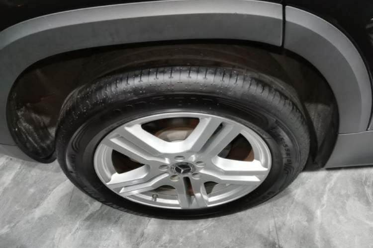 Used Mercedes-Benz GLB 2023 GLB 220 Sport Edition Right Rear Wheel Hub