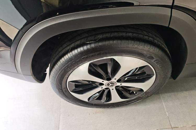 Used Mercedes-Benz GLB 2023 GLB 220 Fashion Model Right Rear Wheel Hub