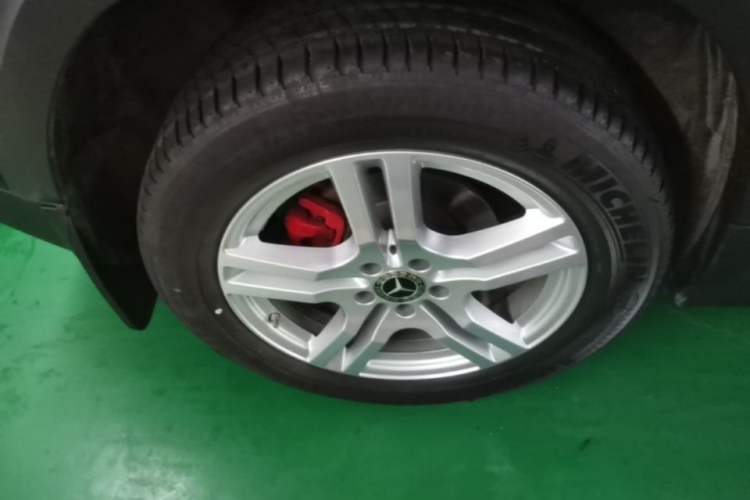 Used Mercedes-Benz GLB 2023 GLB 220 Sport Edition Right Rear Wheel Hub