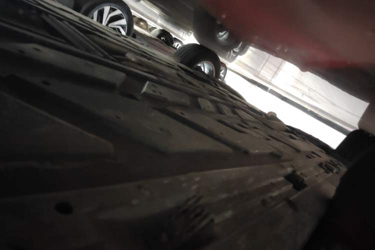 Used Mercedes-Benz GLB 2023 GLB 220 Sport Edition Right Side Sill