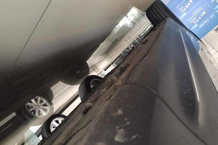 Used Mercedes-Benz GLB 2023 GLB 220 Sport Edition Right Side Sill