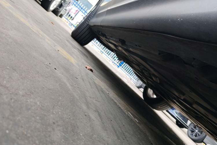 Used Mercedes-Benz GLB 2023 GLB 220 Sport Edition Right Side Sill