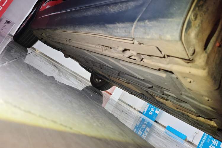 Used Mercedes-Benz GLB 2023 GLB 200 Dynamic Edition Right Side Sill