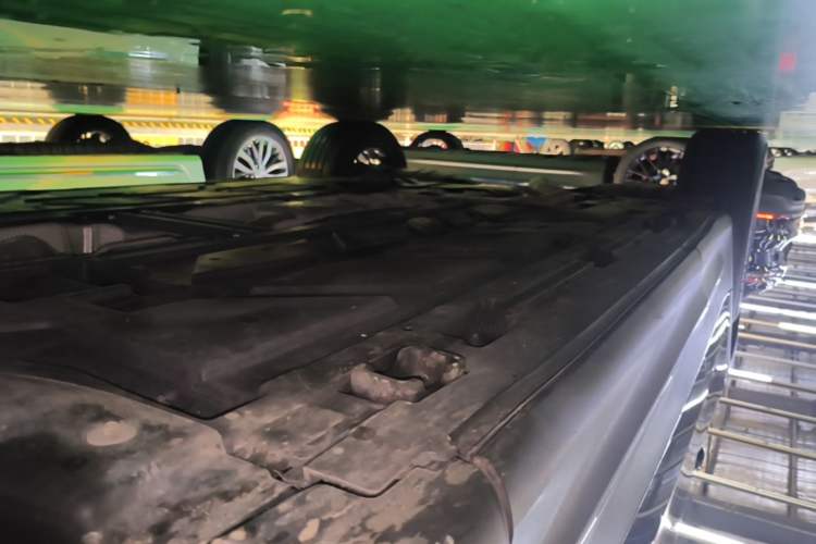 Used Mercedes-Benz GLB 2023 GLB 220 Sport Edition Right Side Sill