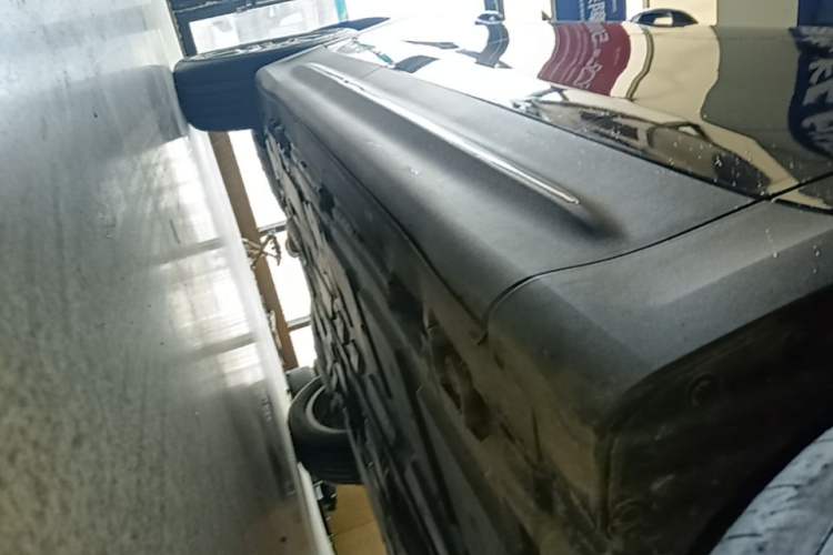 Used Mercedes-Benz GLB 2023 GLB 220 Sport Edition Right Side Sill