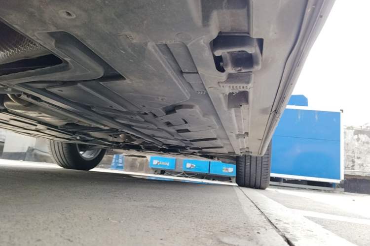 Used Mercedes-Benz GLB 2023 GLB 220 Sport Edition Right Side Sill