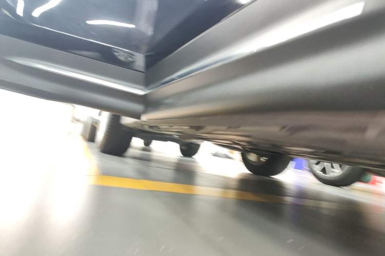 Used Mercedes-Benz GLB 2023 GLB 220 Sport Edition Right Side Sill