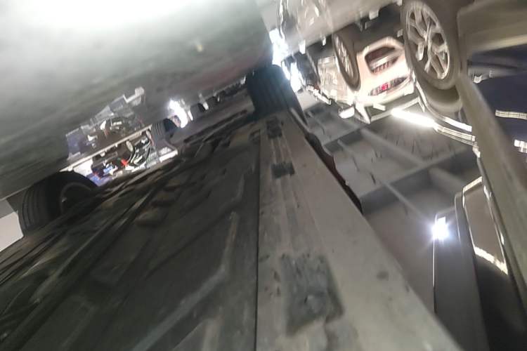 Used Mercedes-Benz GLB 2023 GLB 220 Sport Edition Right Side Sill