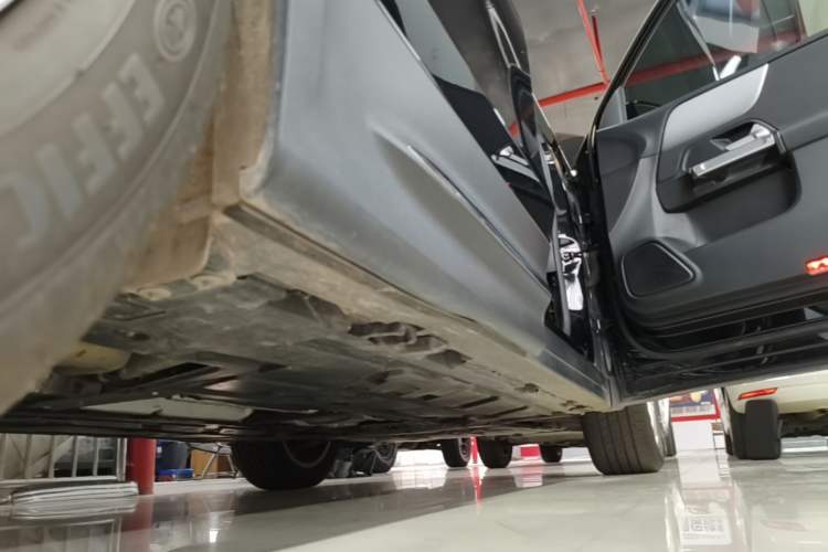 Used Mercedes-Benz GLB 2023 Refresh GLB 200 Fashion Edition Right Side Sill