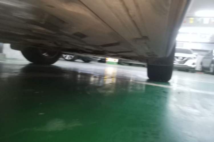 Used Mercedes-Benz GLB 2023 GLB 220 Sport Edition Right Side Sill