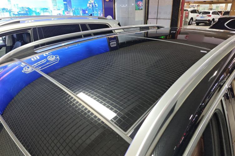 Used Mercedes-Benz GLB 2023 GLB 220 Fashion Model Roof