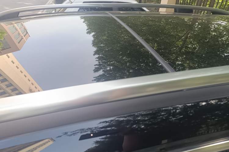 Used Mercedes-Benz GLB 2023 Refresh GLB 200 Fashion Edition Roof