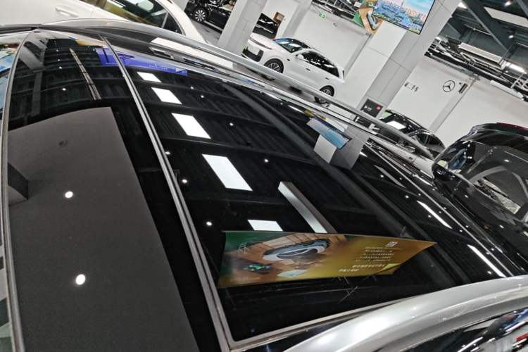 Used Mercedes-Benz GLB 2023 GLB 220 Fashion Model Roof