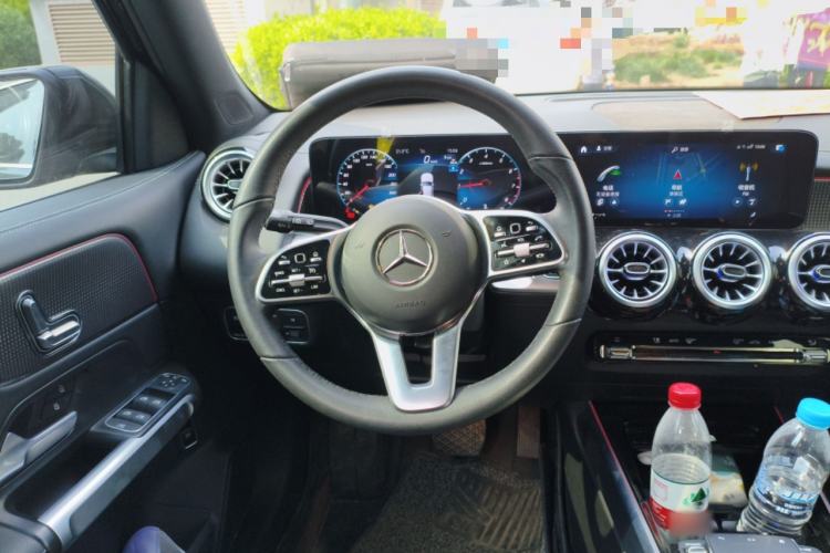 Used Mercedes-Benz GLB 2023 GLB 220 Sport Edition Steering Wheel