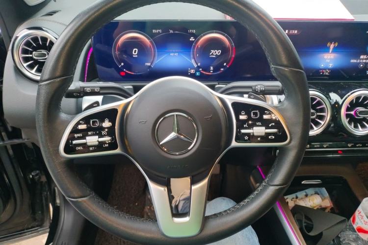 Used Mercedes-Benz GLB 2023 GLB 220 Fashion Model Steering Wheel
