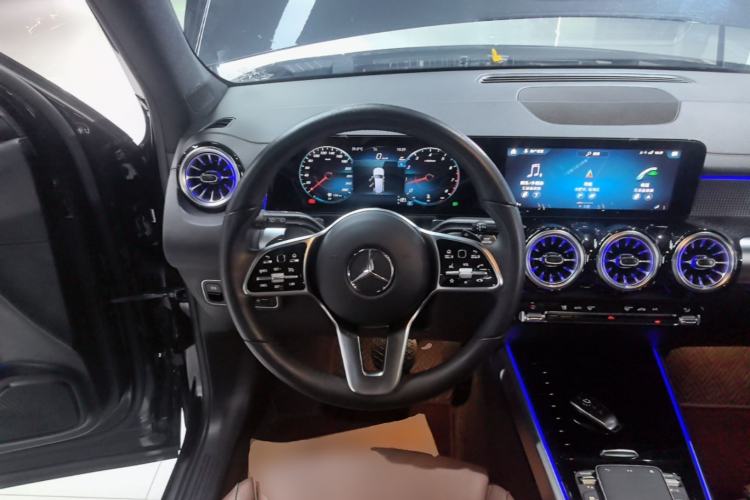 Used Mercedes-Benz GLB 2023 GLB 220 Fashion Model Steering Wheel