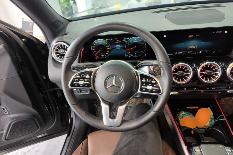 Used Mercedes-Benz GLB 2023 GLB 220 Fashion Model Steering Wheel