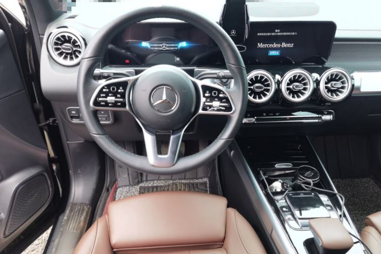 Used Mercedes-Benz GLB 2023 GLB 220 Fashion Model Steering Wheel