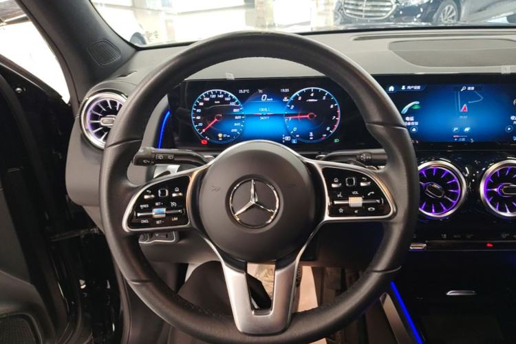 Used Mercedes-Benz GLB 2023 GLB 220 Fashion Model Steering Wheel