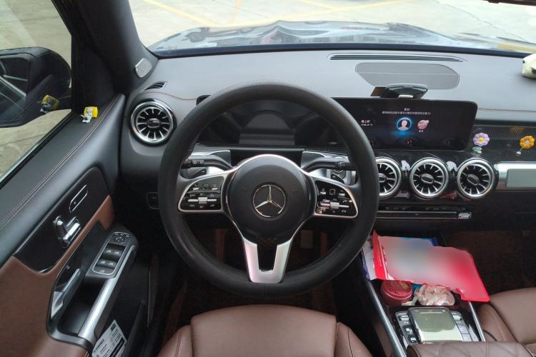 Used Mercedes-Benz GLB 2023 GLB 220 Fashion Model Steering Wheel