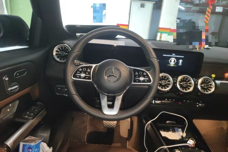 Used Mercedes-Benz GLB 2023 GLB 220 Fashion Model Steering Wheel