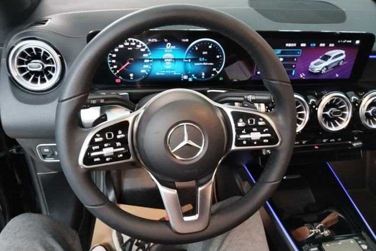 Used Mercedes-Benz GLB 2023 GLB 220 Fashion Model Steering Wheel