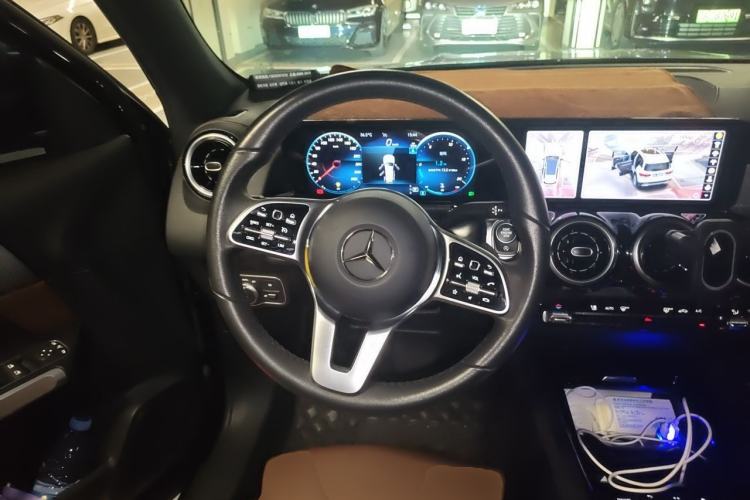 Used Mercedes-Benz GLB 2023 GLB 200 Fashion Model Steering Wheel