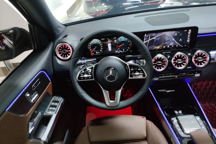 Used Mercedes-Benz GLB 2023 GLB 220 Fashion Model Steering Wheel
