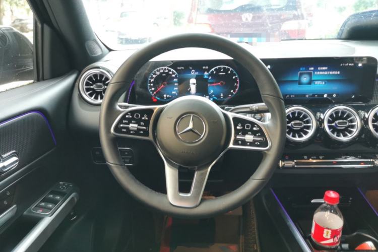 Used Mercedes-Benz GLB 2023 GLB 220 Sport Edition Steering Wheel