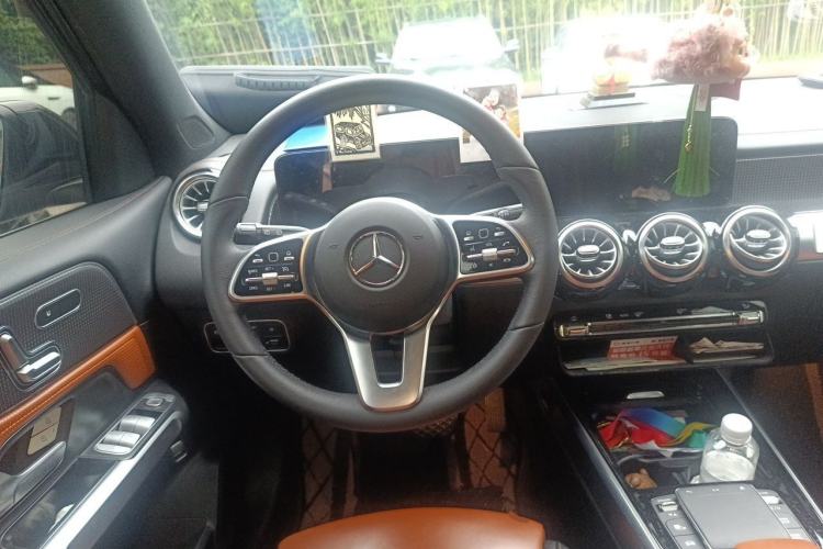 Used Mercedes-Benz GLB 2023 GLB 220 Fashion Model Steering Wheel
