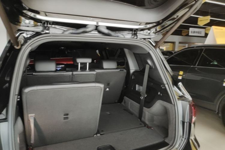 Used Mercedes-Benz GLB 2023 GLB 220 Fashion Model Trunk
