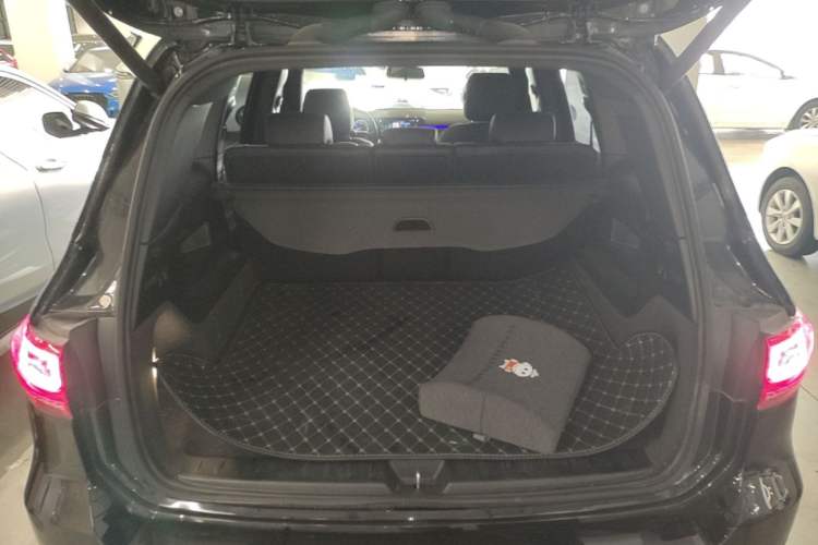 Used Mercedes-Benz GLB 2023 GLB 220 Sport Edition Trunk