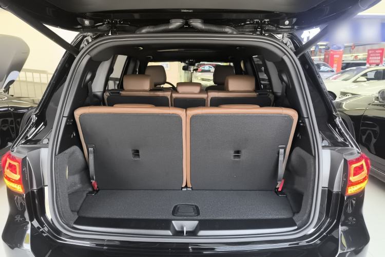 Used Mercedes-Benz GLB 2023 GLB 220 Fashion Model Trunk