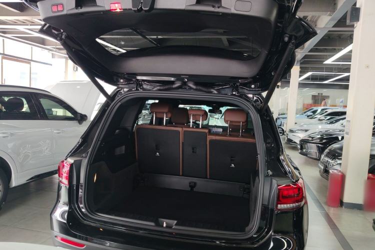 Used Mercedes-Benz GLB 2023 GLB 200 Dynamic Edition Trunk