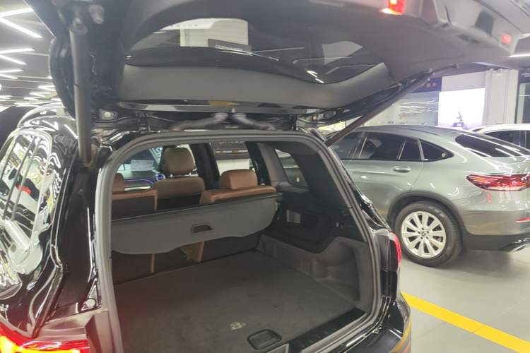 Used Mercedes-Benz GLB 2023 GLB 220 Sport Edition Trunk