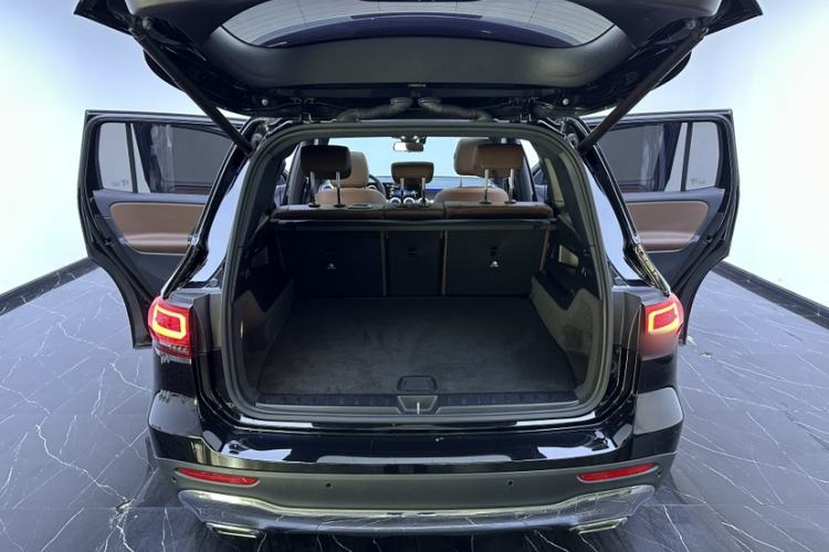 Used Mercedes-Benz GLB 2023 GLB 220 Sport Edition Trunk