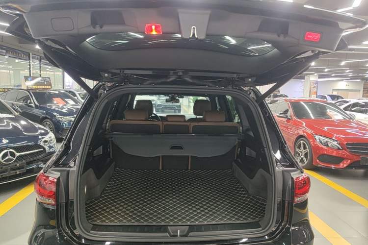 Used Mercedes-Benz GLB 2023 GLB 220 Sport Edition Trunk