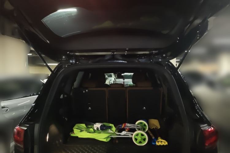 Used Mercedes-Benz GLB 2023 GLB 200 Fashion Model Trunk