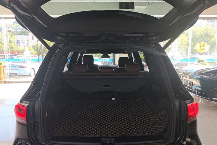 Used Mercedes-Benz GLB 2023 GLB 220 Sport Edition Trunk