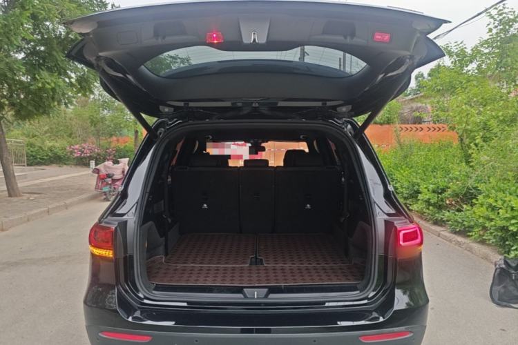 Used Mercedes-Benz GLB 2023 GLB 220 Fashion Model Trunk