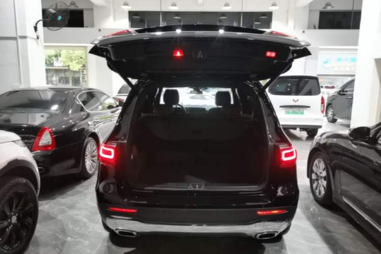 Used Mercedes-Benz GLB 2023 GLB 220 Sport Edition Trunk