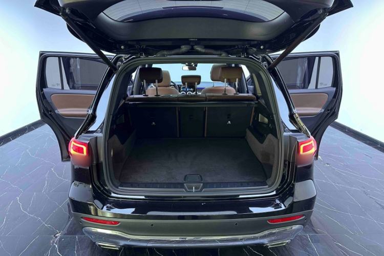 Used Mercedes-Benz GLB 2023 GLB 220 Sport Edition Trunk